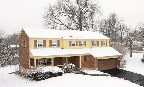 1048 Thornfield Ln, Finneytown, OH 45224