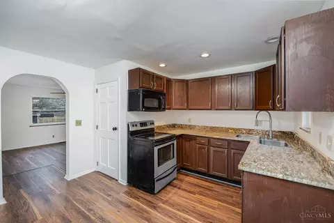8477 Monroe Ave, Cincinnati, OH 45236 photo 6