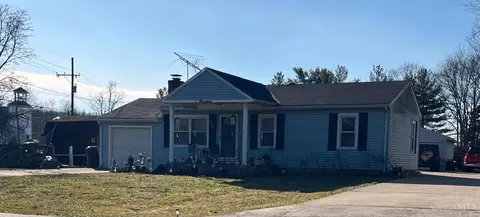 19 Sutton Ln, Goshen, OH 45122