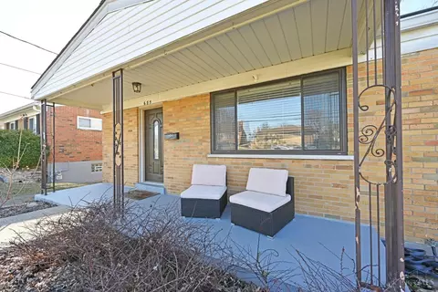 Exterior - 685 Libbejo Dr, Cincinnati, OH 45233 photo 2 of 9