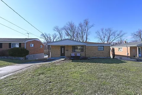 685 Libbejo Dr, Cincinnati, OH 45233
