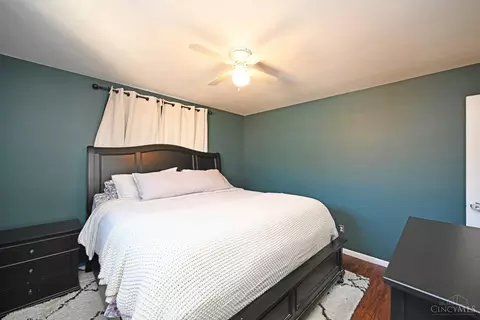 Bedroom - 685 Libbejo Dr, Cincinnati, OH 45233 photo 3 of 11