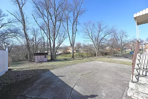Exterior - 685 Libbejo Dr, Cincinnati, OH 45233 photo 3 of 9