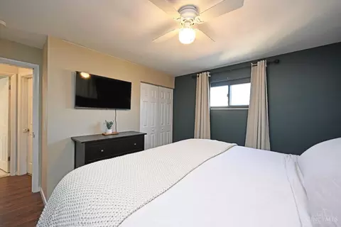 Bedroom - 685 Libbejo Dr, Cincinnati, OH 45233 photo 2 of 11