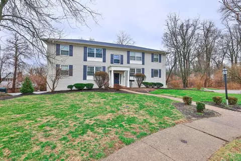 3654 Willowlea Ct, Cincinnati, OH 45208 photo 2