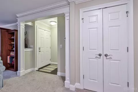 3654 Willowlea Ct, Cincinnati, OH 45208 photo 5
