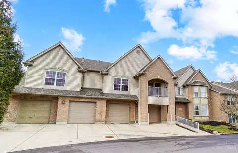 825 Neeb Rd, Cincinnati, OH 45233