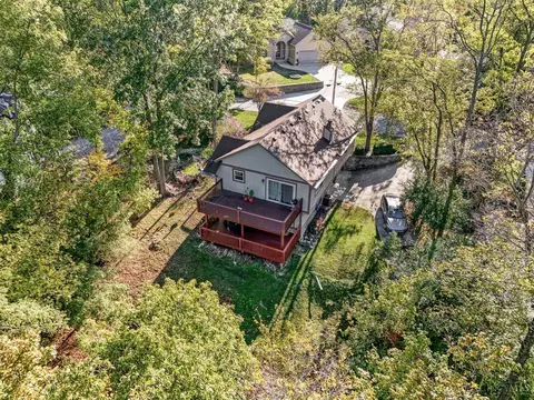 5263 Lakefront Dr, Cincinnati, OH 45247