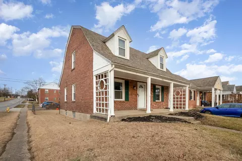 8301 Jadwin St, Cincinnati, OH 45216 photo 2