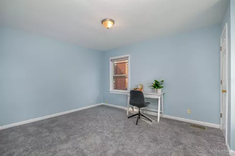 8301 Jadwin St, Cincinnati, OH 45216 photo 14