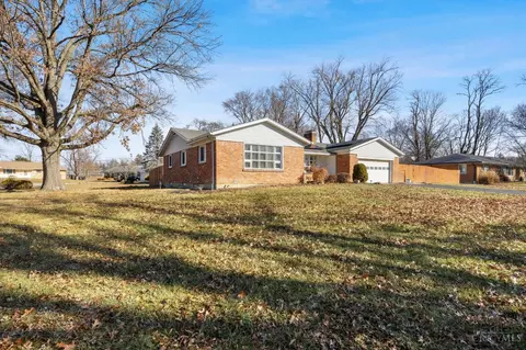 8904 Cavalier Dr, Cincinnati, OH 45231 photo 5