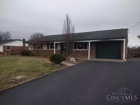 7795 Foxtrot Dr, North Bend, OH 45052