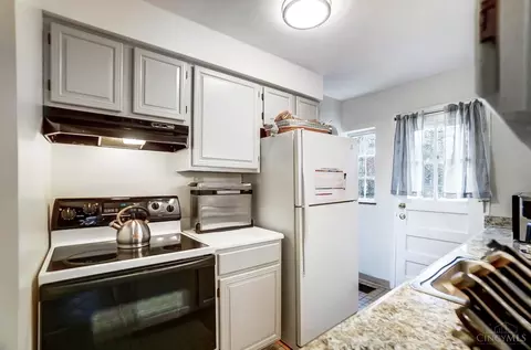 8404 Mayfair St, Cincinnati, OH 45216 photo 16