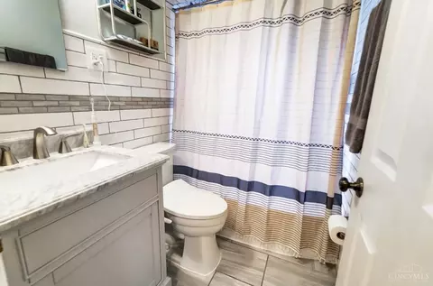 8404 Mayfair St, Cincinnati, OH 45216 photo 20
