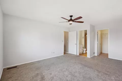 Bedroom - 2515 Carriagegate Ln, Maineville, OH 45039 photo 5 of 11