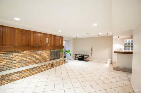 538 Beechtree Dr, Cincinnati, OH 45224 photo 30