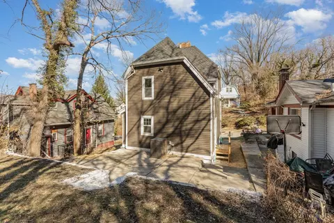 Exterior - 57 Ehrman Ave, Cincinnati, OH 45220 photo 6 of 7
