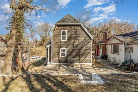 Exterior - 57 Ehrman Ave, Cincinnati, OH 45220 photo 5 of 7