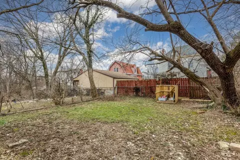 Exterior - 1234 Dewey Ave, Cincinnati, OH 45205 photo 5 of 5