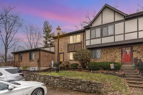 417 Dartmouth Cir, Cincinnati, OH 45244