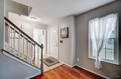 7888 Deerhurst Pl, Maineville, OH 45039 photo 6