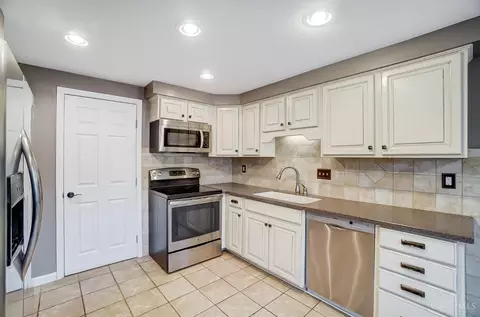 7888 Deerhurst Pl, Maineville, OH 45039 photo 14