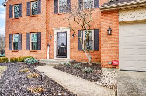 7888 Deerhurst Pl, Maineville, OH 45039 photo 4