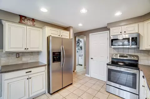 7888 Deerhurst Pl, Maineville, OH 45039 photo 15