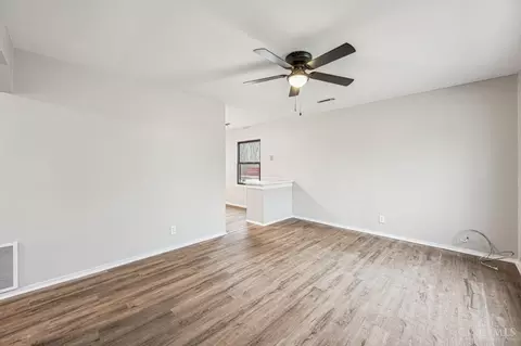4261 Bantam Ln, Cincinnati, OH 45245 photo 8