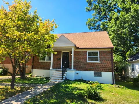 1231 Coolidge Ave, Anderson Twp, OH 45230