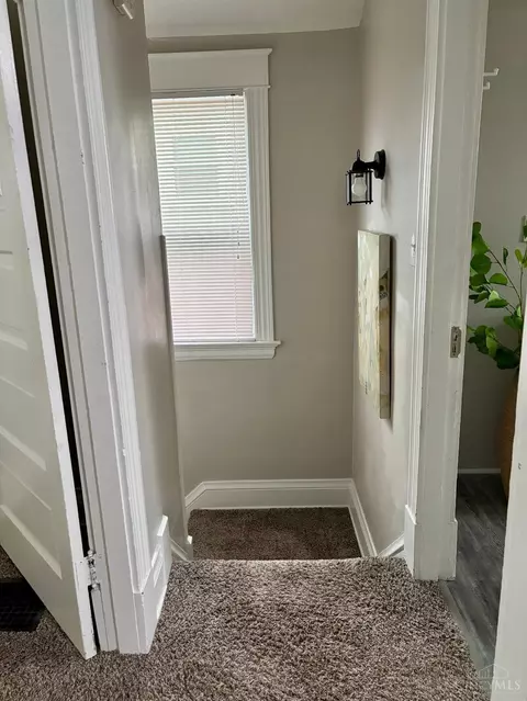 Entry Way - 3337 Graydon Ave, Cincinnati, OH 45207 photo 7 of 7