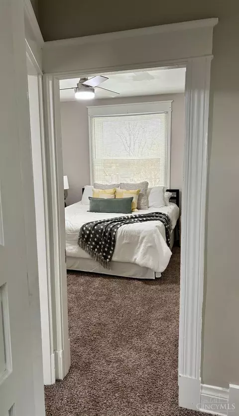Bedroom - 3337 Graydon Ave, Cincinnati, OH 45207 photo 1 of 8