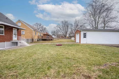 Exterior - 9172 Neil Dr, Cincinnati, OH 45231 photo 5 of 8