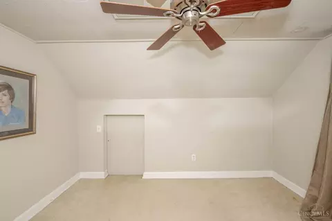 Bedroom - 9172 Neil Dr, Cincinnati, OH 45231 photo 7 of 9