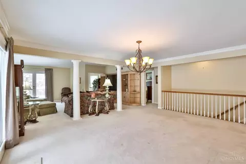 8910 Kemper Rd, Montgomery, OH 45249 photo 9