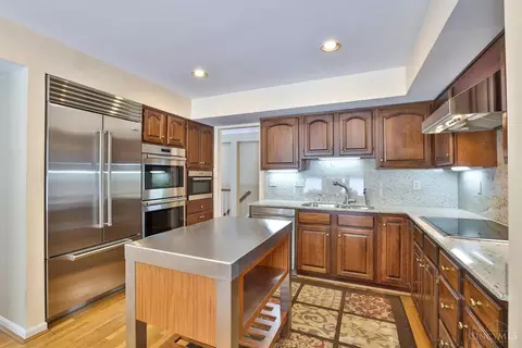 8910 Kemper Rd, Montgomery, OH 45249 photo 10