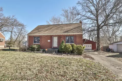 1138 Madeleine Cir, Cincinnati, OH 45231
