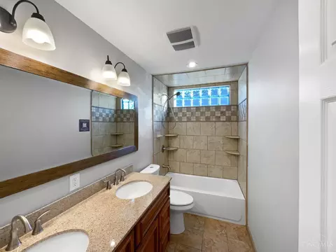 Bath - 9771 Wildbrook Ln, Cincinnati, OH 45231 photo 1 of 2