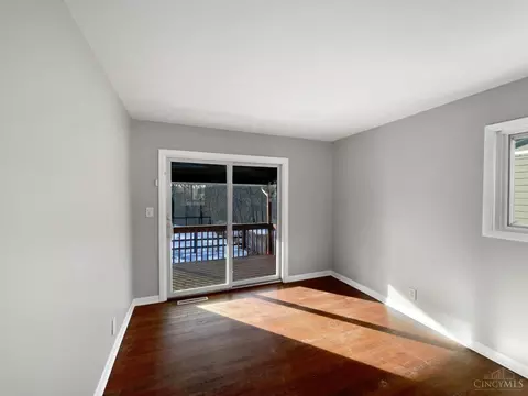 Bedroom - 9771 Wildbrook Ln, Cincinnati, OH 45231 photo 4 of 6