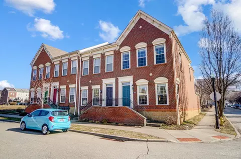 1428 Laurel Park Dr, Cincinnati, OH 45214