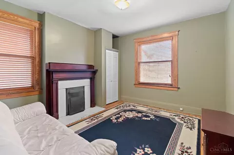Bedroom - 1141 Overlook Ave, Cincinnati, OH 45238 photo 10 of 15