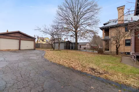 Exterior - 1141 Overlook Ave, Cincinnati, OH 45238 photo 11 of 11