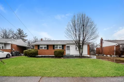 4412 St Dominic Dr, Cincinnati, OH 45238