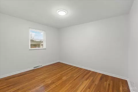 291 Lux Ave, Cincinnati, OH 45216 photo 11