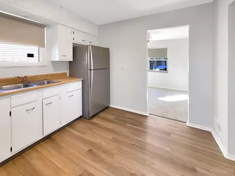 Kitchen - 1697 Atson Ln, Cincinnati, OH 45205 photo 3 of 3