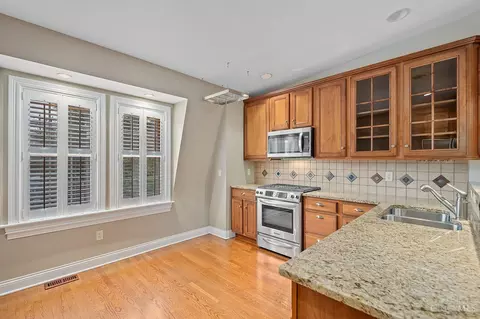 1121 Wareham Dr, Cincinnati, OH 45202 photo 25