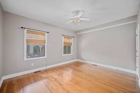 1121 Wareham Dr, Cincinnati, OH 45202 photo 10