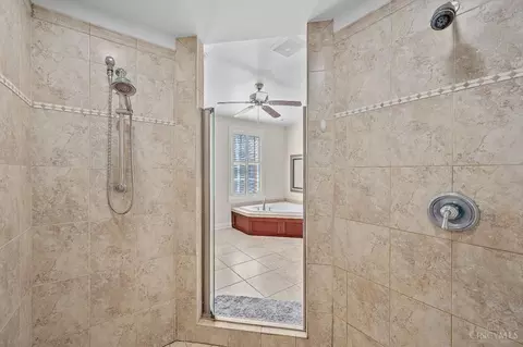 1121 Wareham Dr, Cincinnati, OH 45202 photo 15