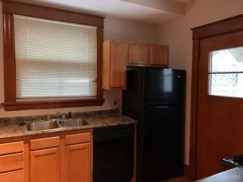 Kitchen - 2536 Cleinview Ave, Cincinnati, OH 45206 photo 1 of 2