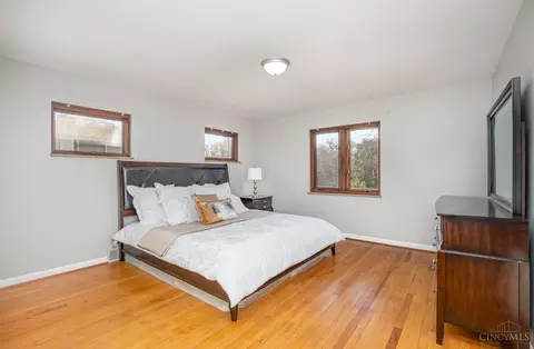 2953 Westbrook Dr, Cincinnati, OH 45238 photo 7